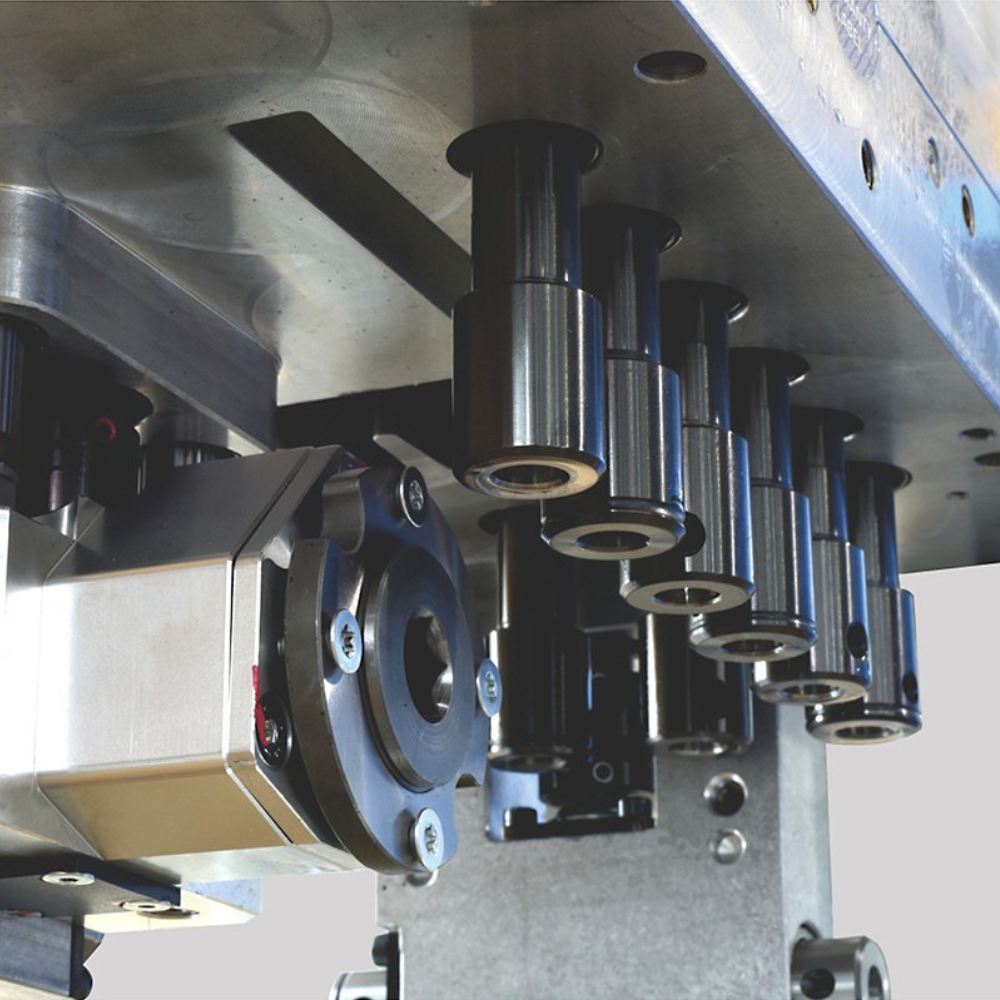 CNC obdelovalni center 4 osni KP-6410C