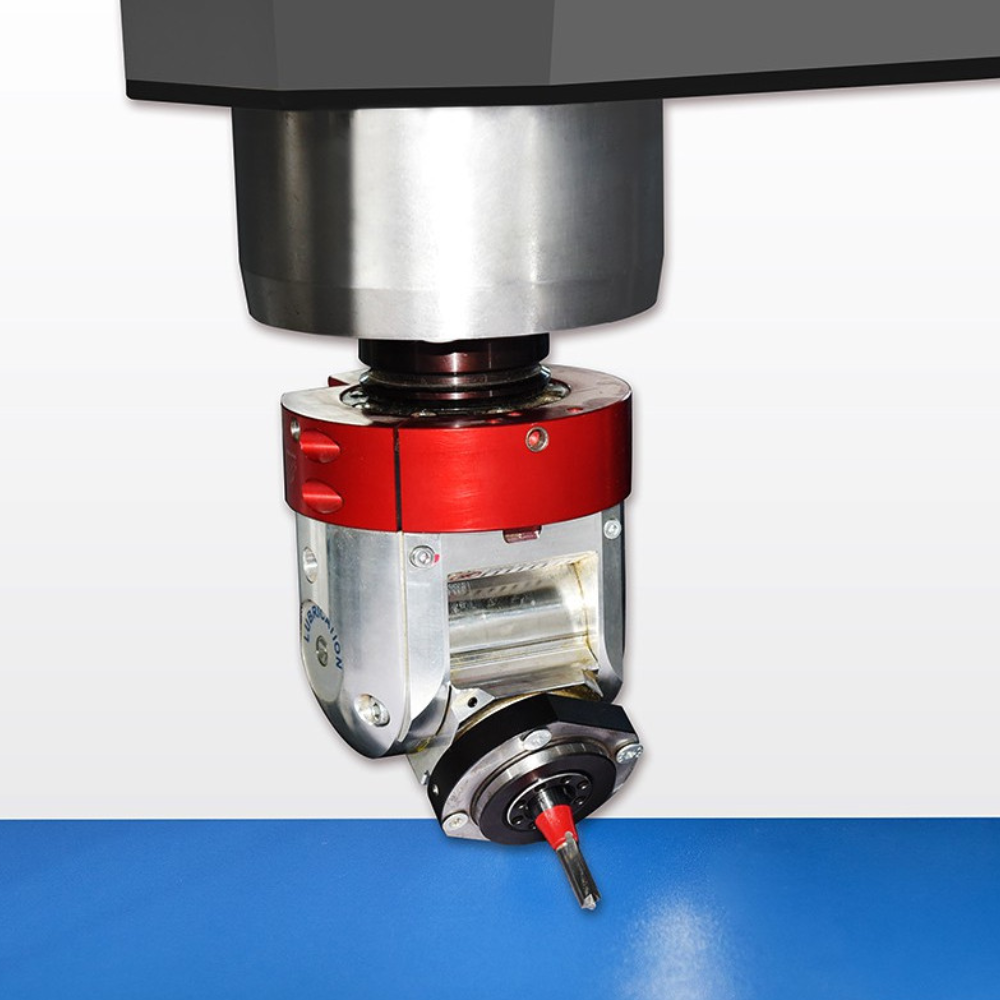 CNC obdelovalni center 4 osni KP-6410C